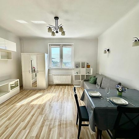 Apartament Blisko Centrum Apartman Varsó Kültér fotó